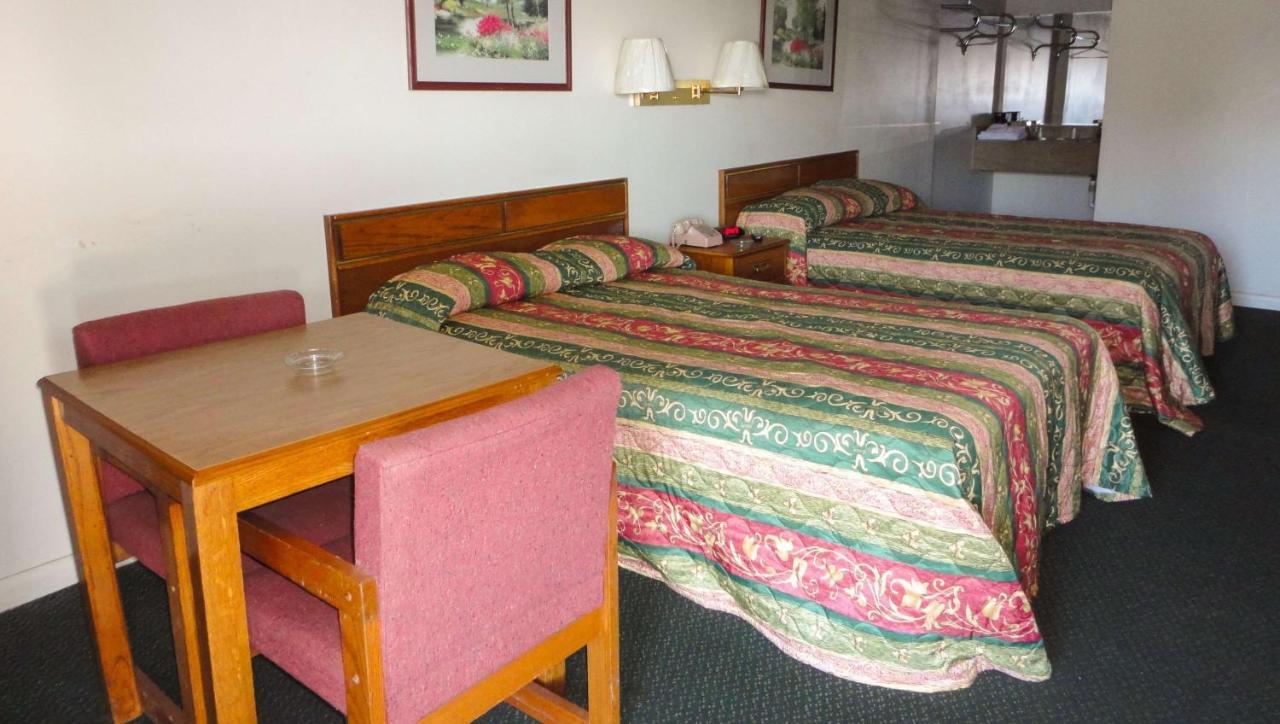 Budget Inn Franklinton Kültér fotó