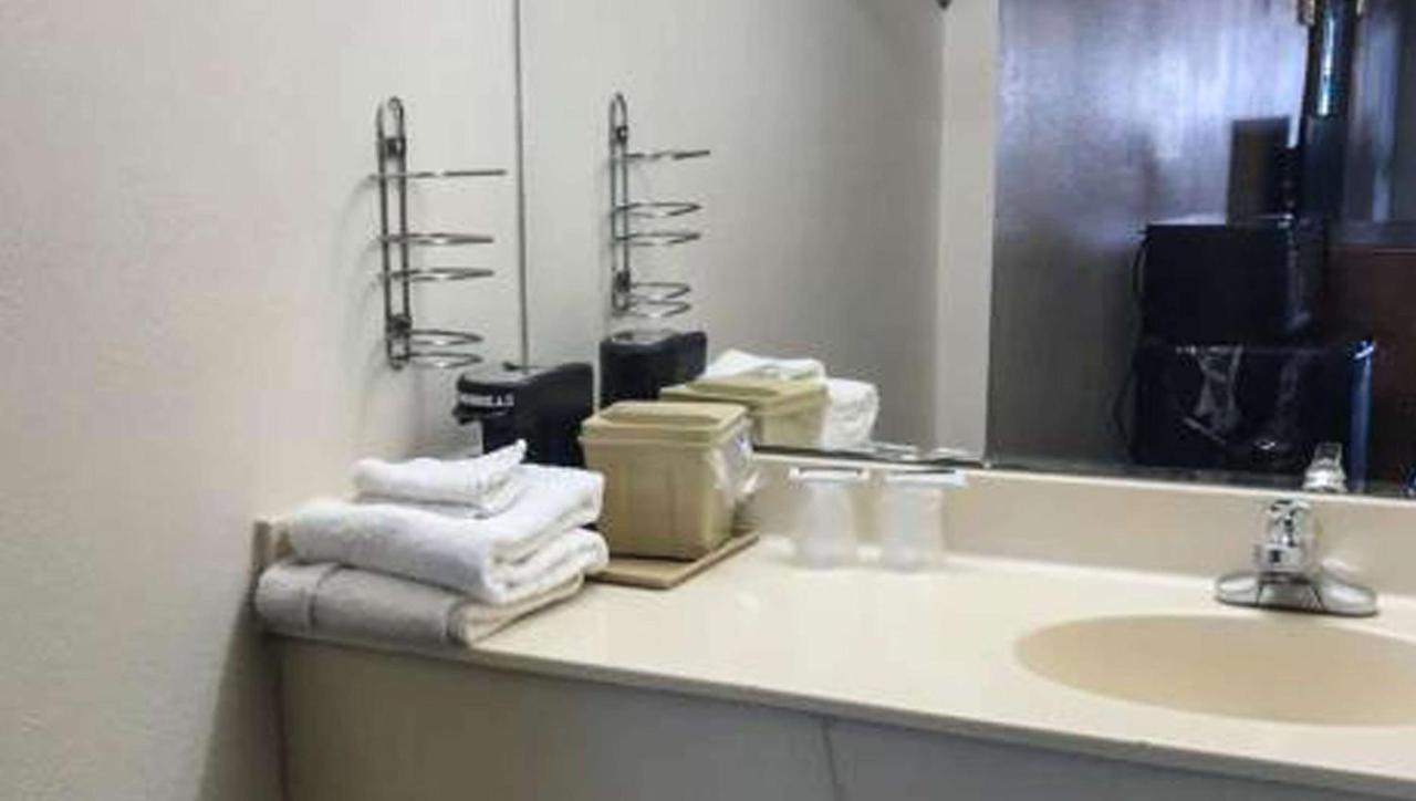 Budget Inn Franklinton Kültér fotó