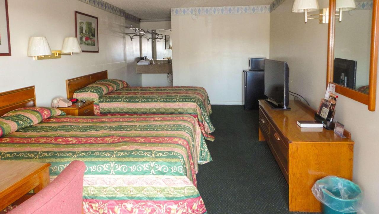 Budget Inn Franklinton Kültér fotó